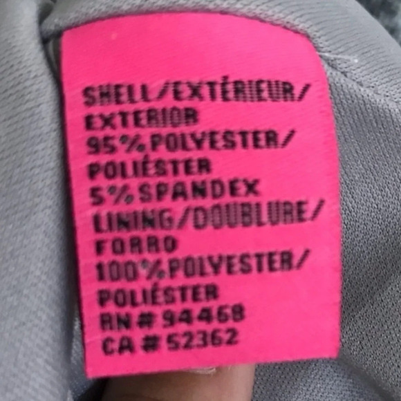 Betsey Johnson Black & White Cap Sleeved Mini Dress w/Blue Florals. Size 8. - Picture 13 of 14